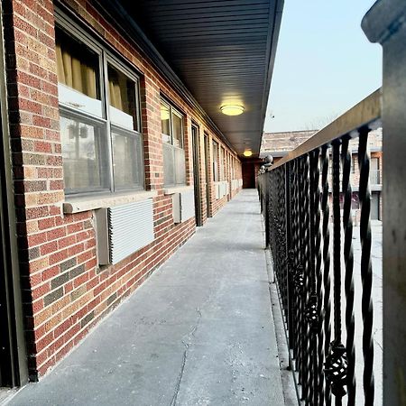 Admiral Motel By Oyo Chicago I-94 Εξωτερικό φωτογραφία