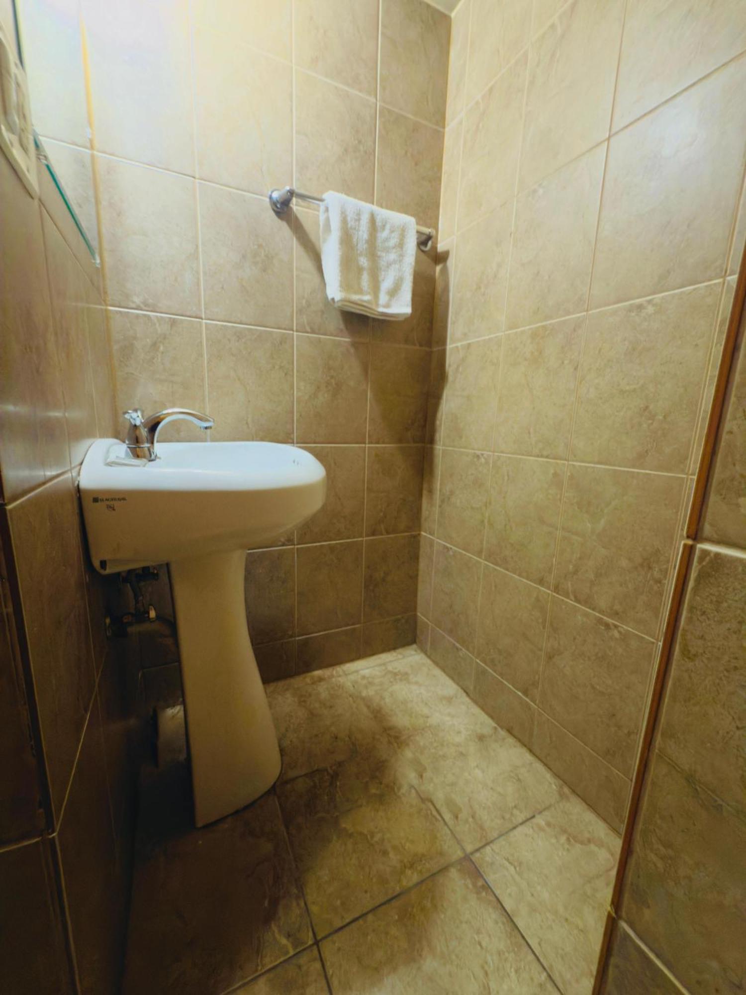 Admiral Motel By Oyo Chicago I-94 Εξωτερικό φωτογραφία